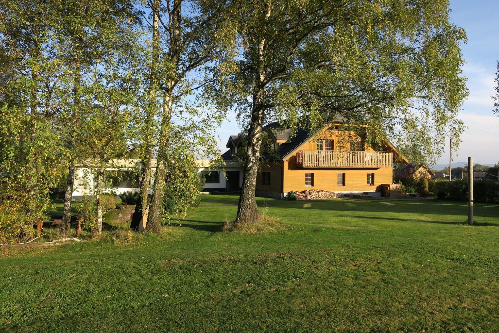 Sarka Apartment *