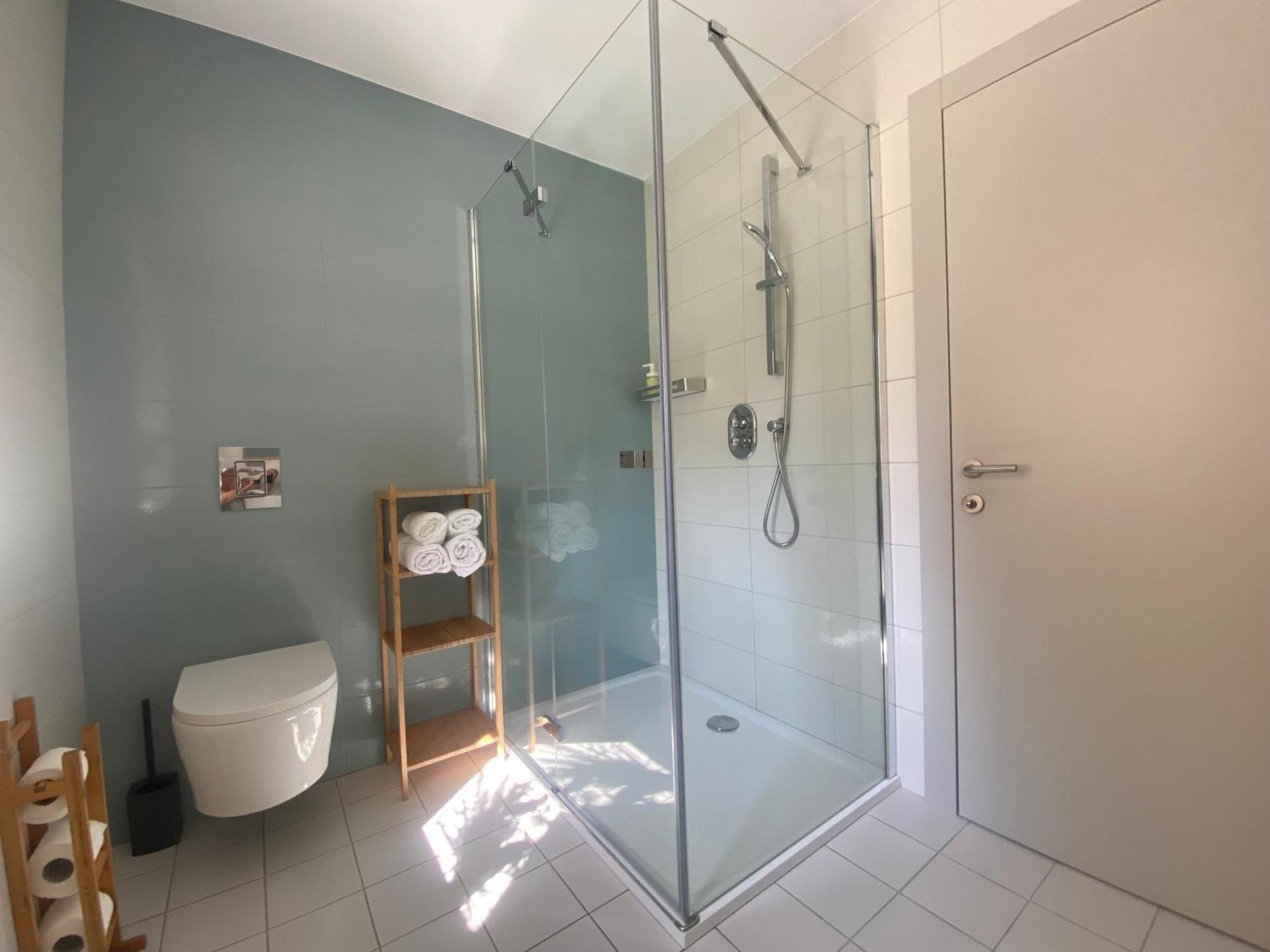 Sarka Apartment *